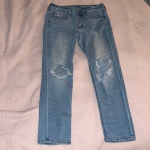 American Eagle Tomgirl Jeans